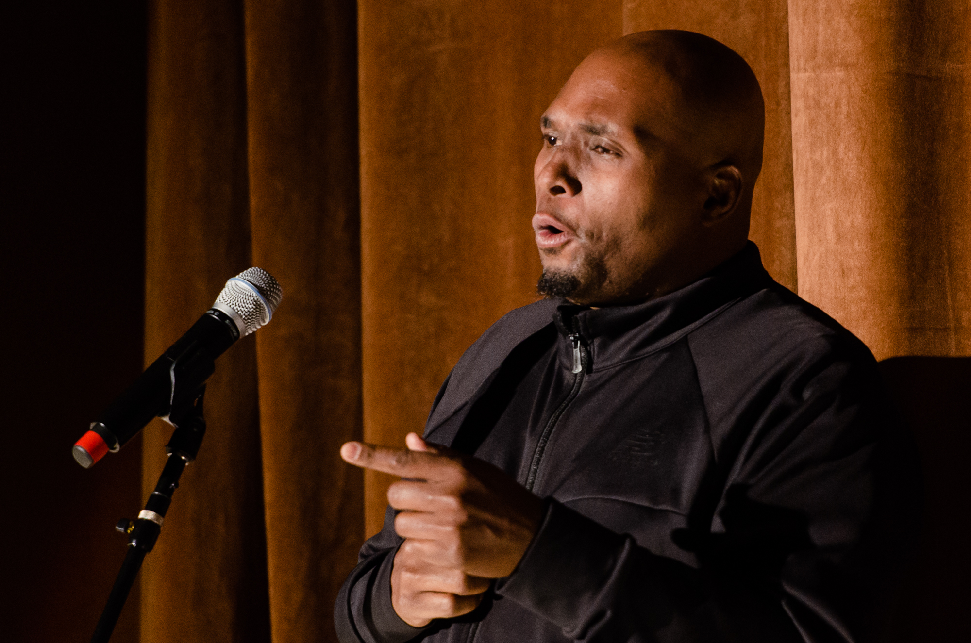 The stoop fight club crops