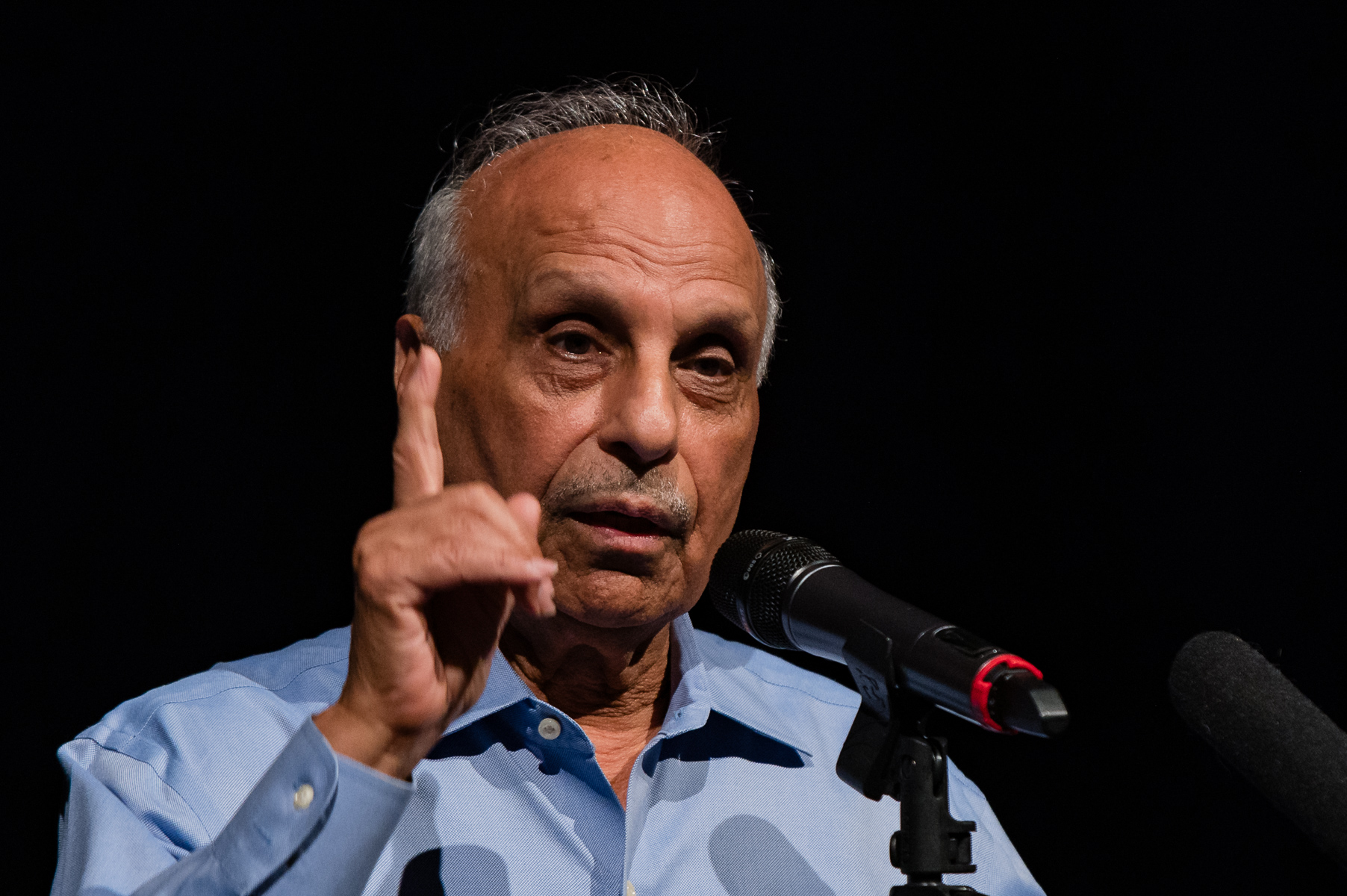 Dr Raj: These are the People in Our Neighborhood – Stoop Storytelling